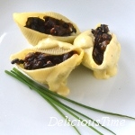 Muszle faszerowane podgrzybkami w sosie beszamelowym