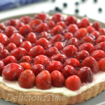 Owocowa tarta biszkoptowa